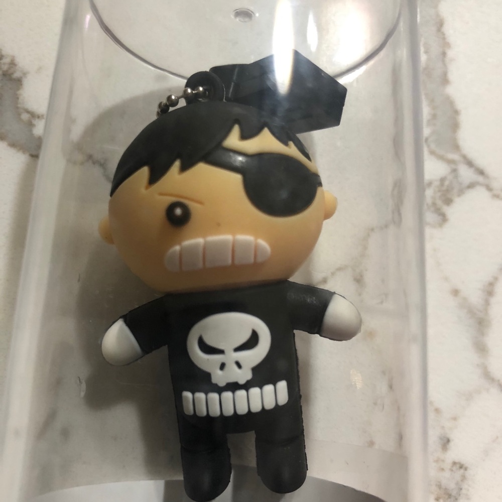 USB/Keychain accessory - Picture 15 of 16